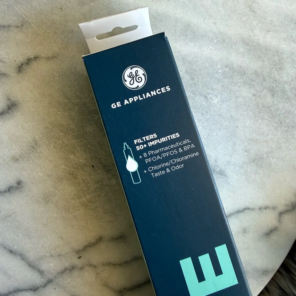 GE RPWFE Refrigerator Water Filter - Picture 10 of 14